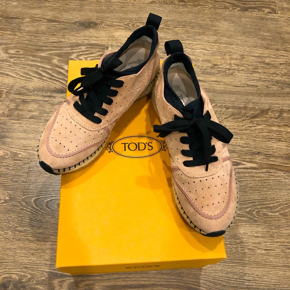 Tod’s pink suede rafia sneakers
